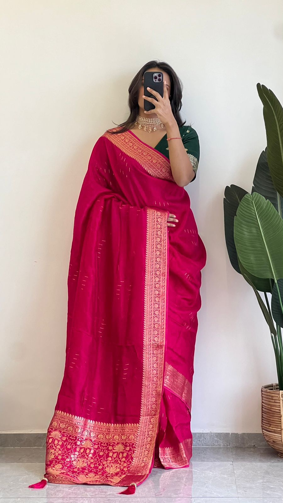 Wow Hit Super Designer Banarasi Silk Wedding Saree Wholesale Price In Surat
